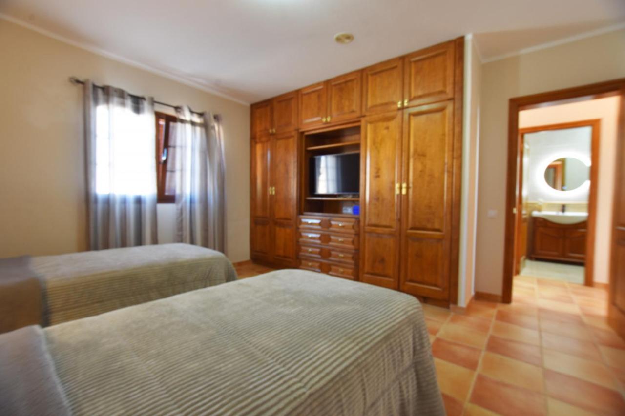 Book Jet - Window To Freedom Villa With Heated Pool Туйнехе Экстерьер фото