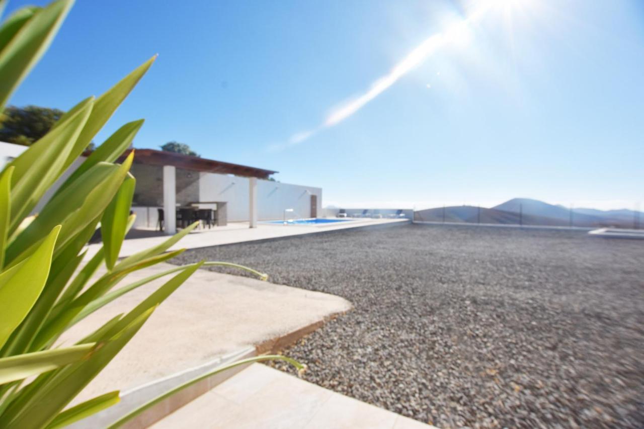Book Jet - Window To Freedom Villa With Heated Pool Туйнехе Экстерьер фото